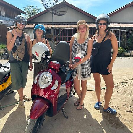 Vang Vieng Guesthouse Экстерьер фото