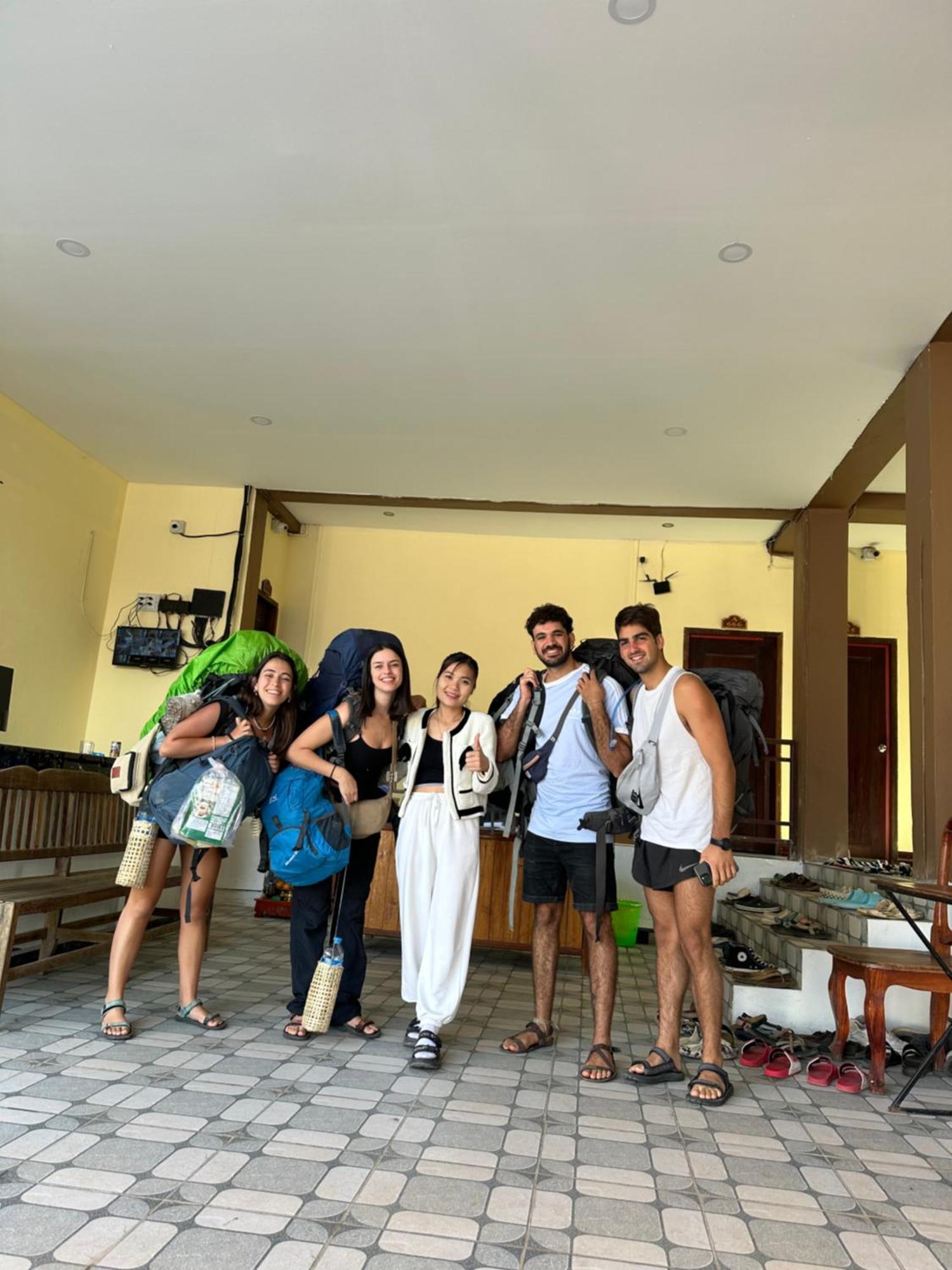 Vang Vieng Guesthouse Экстерьер фото